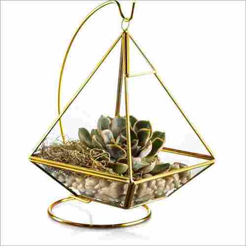 Golden Geometric Pyramid Terrarium Clear Glass Hanging Terrarium With Stand