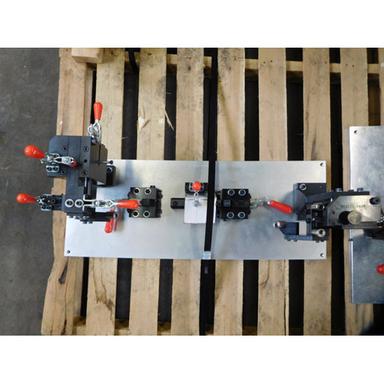 Manual Welding And Clamping Fixtures Hardness: Hard