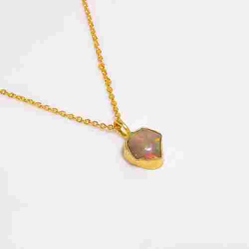 Ethiopian Opal Raw Gemstone 925 Sterling Silver Gold Plated Chain Pendant Necklace Women Fashion Jewelry Exporter