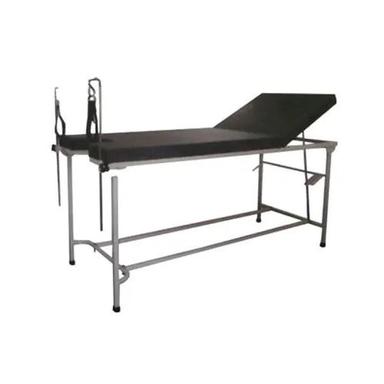 Gynae Examination Table Design: Without Rails