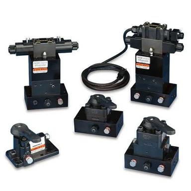Black Pumps And Directional Control Valve