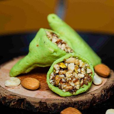 Kaju Betel Leaf Sweets Grade: Food