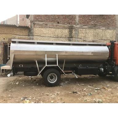 Cylindrical Milk Tanker Application: Industrial