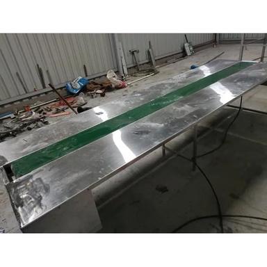 Silver Stainless Steel Packing Conveyor