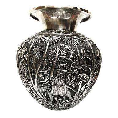 Antique Silver Flower Pot Design: Modern