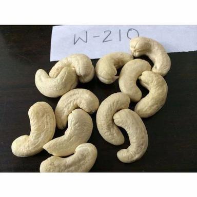 Common W210 Cashew Nuts