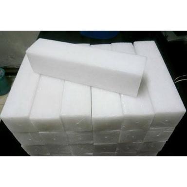 Paraffin Wax Block Application: Polishing