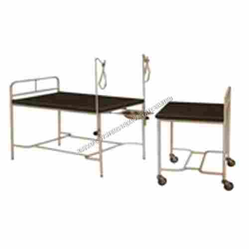 3 Section Top Obstetric Delivery Bed In 2 Parts