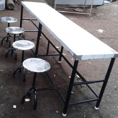 Machine Made 4 Seater Dining Table