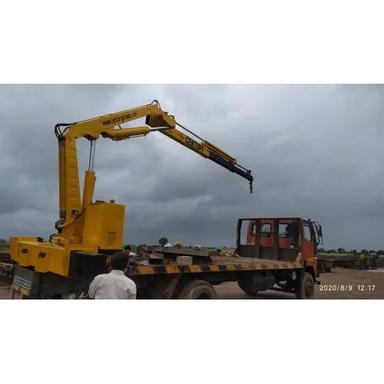 Truck Mounted Knuckle Boom Crane Application: Factory