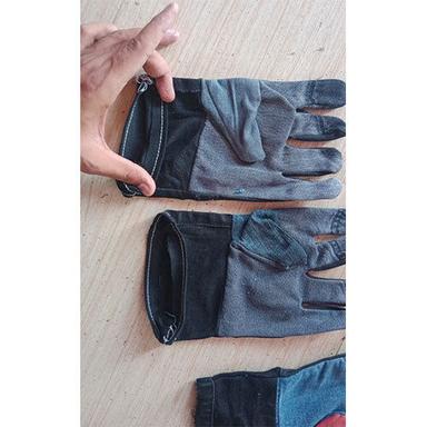 Black Jins Waipar Gloves