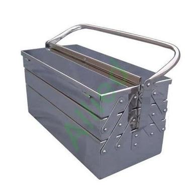Stainless Steel Tool Box Dimension (L*W*H): L-17 Inch (In)