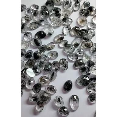 Diamond Quartz Stone Size: Different Available