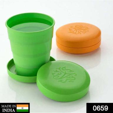 PORTABLE TRAVELLING CUP/TUMBLER WITH LID FOLDING