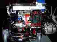 4 सिलेंडर 4 स्ट्रोक सीआई इंजन और गियर बॉक्स का वर्किंग मॉडल