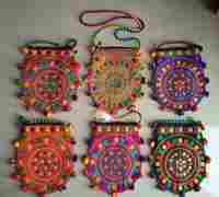 Handicraft Ladies hand purse