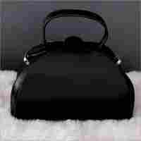 Handbags - Lola Black