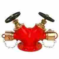 Double headed hydrant valve