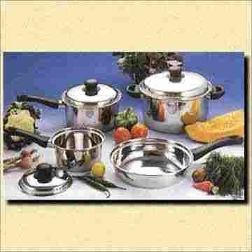 Sandwich Bottom Stainless Steel Cookware Set With Phenolic Handle