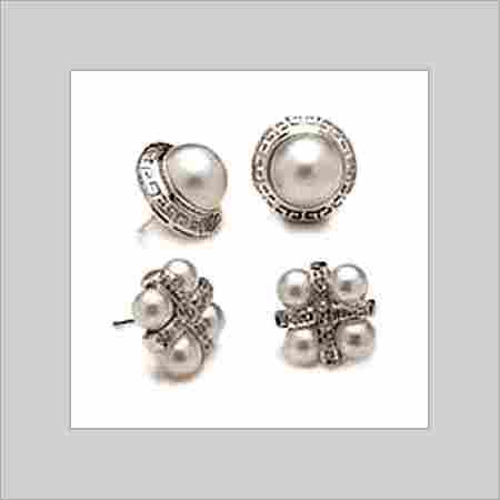 American Designer Pearl Earring