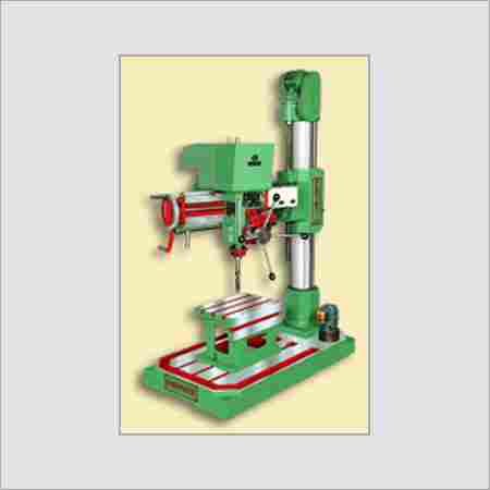 Dimensional Accuracy Radial Drilling Machine