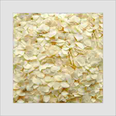 White Dehydrated Garlic Flakes