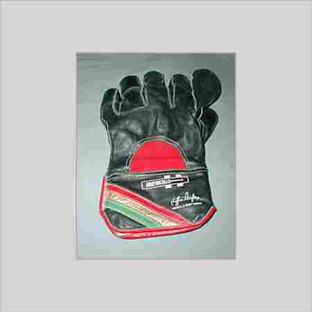 WICKET KEEPING GLOVES