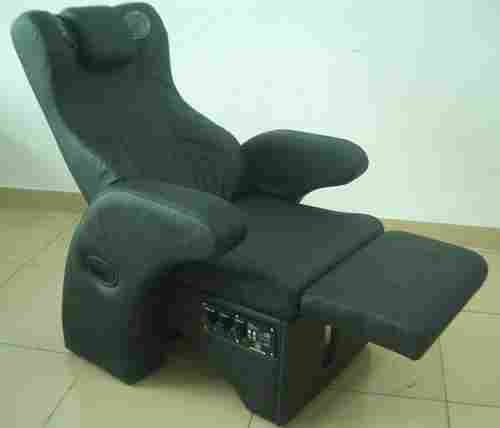 Plain Black Game Chair