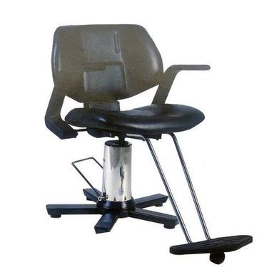 Chrome Base Barber Chair Size: Standard