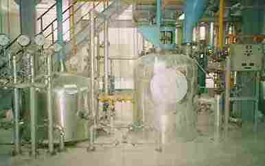 Continuous Bleaching and Deodorizing Plant