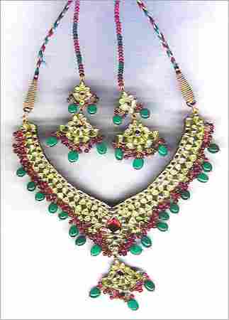 Designer Gemstone Necklace Set