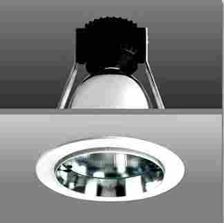 RECESSED DOWN LIGHT