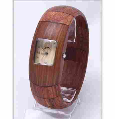 Fashionable Sandalwood Bracelet Watch