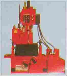 HYDRAULIC VERTICAL HONING MACHINE