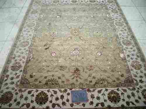 Handknotted Ivory Carpets