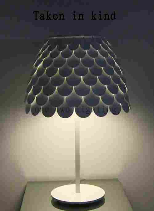 Carmen Modern Table Lamp
