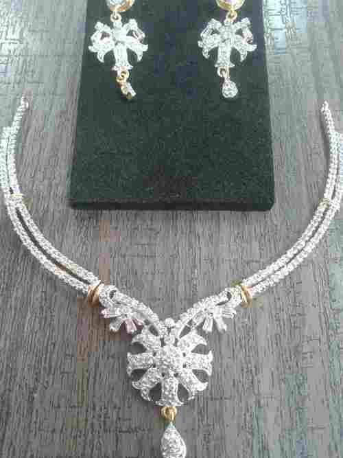 Ladies Traditional Necklace Set