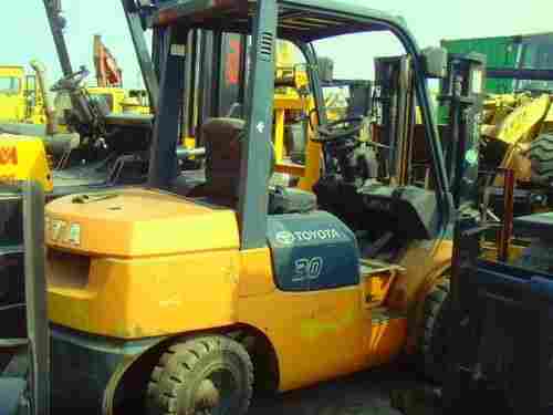 Used Forklift Toyota FD30