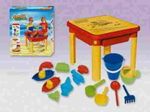 Plastic Beach Toys
