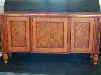 Attractive Design Wooden Cabinet