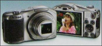 Coolpix L610 Camera