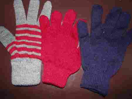 Acrylic Woolen Gloves