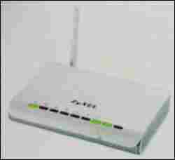 54 Mbps Wireless Firewall Router 4 Port 10/100 (P-320w)