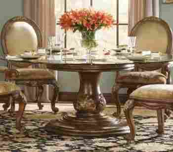 Attractive Dining Set