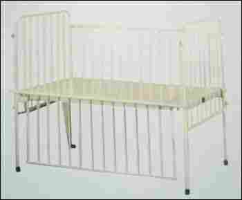 Paediatric Bed With Drop Side Rail (Kanji-512)