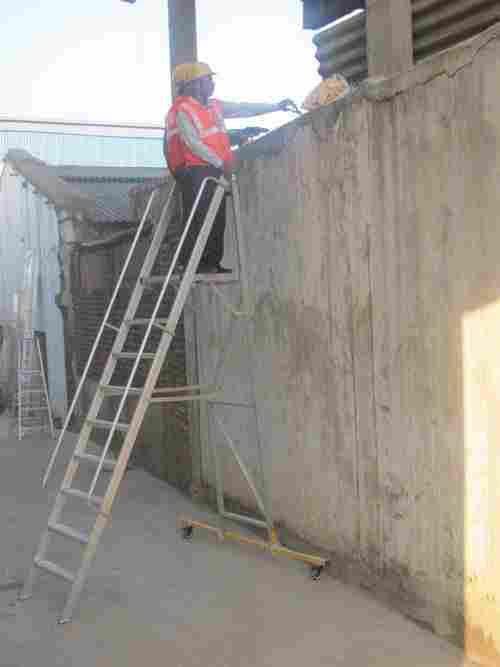 Movable Ladders