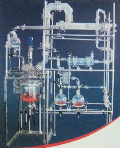 Kilo Lab Reaction And Distillation Unit