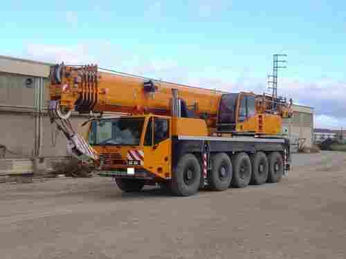 Tyre Mounted Hydraulic And Mobile Cranes Rent Service