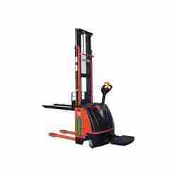 Industrial Battery Operated Hydraulic Stacker