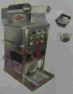 Semi Automatic Tray Lidding Machine